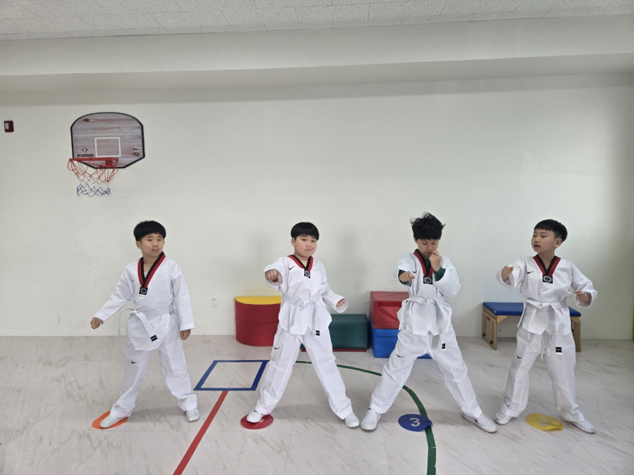 1949055918_BjfRhpqm_dd40fcac0c22643837958643c074789356b53450.jpg 이미지크게보기