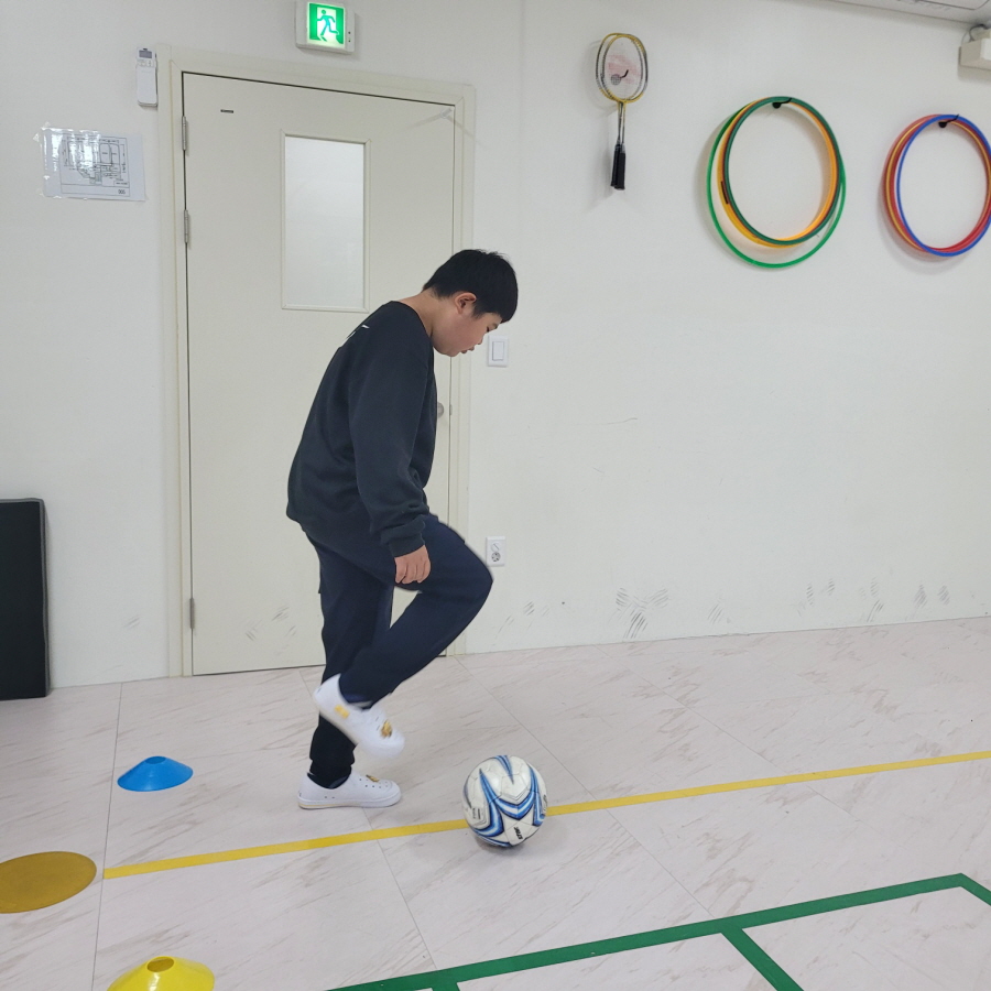 1949055918_QmjfpOMr_b36e15a04856eb5df19e49b706a3e2b8ab83c931.jpg 이미지크게보기