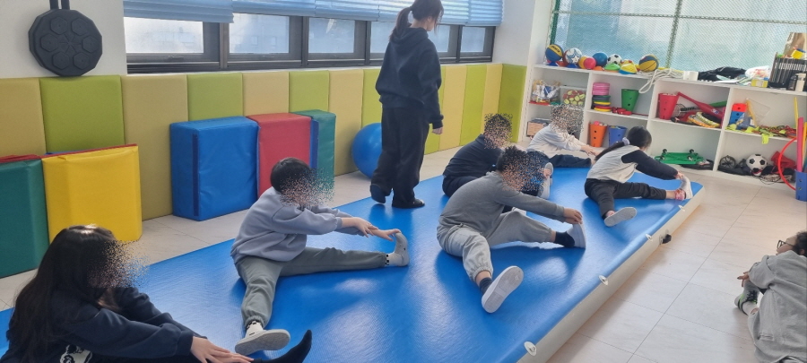 1949055918_RbxkUGLf_9837beae35c2e5fe6f5b8b950995f4f793d572c4.jpg 이미지크게보기