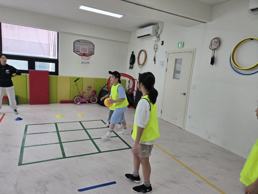 1949055918_ba8mRBEc_d97f55fd50515fea0e299955fdd92d45f57839eb.jpg 이미지크게보기