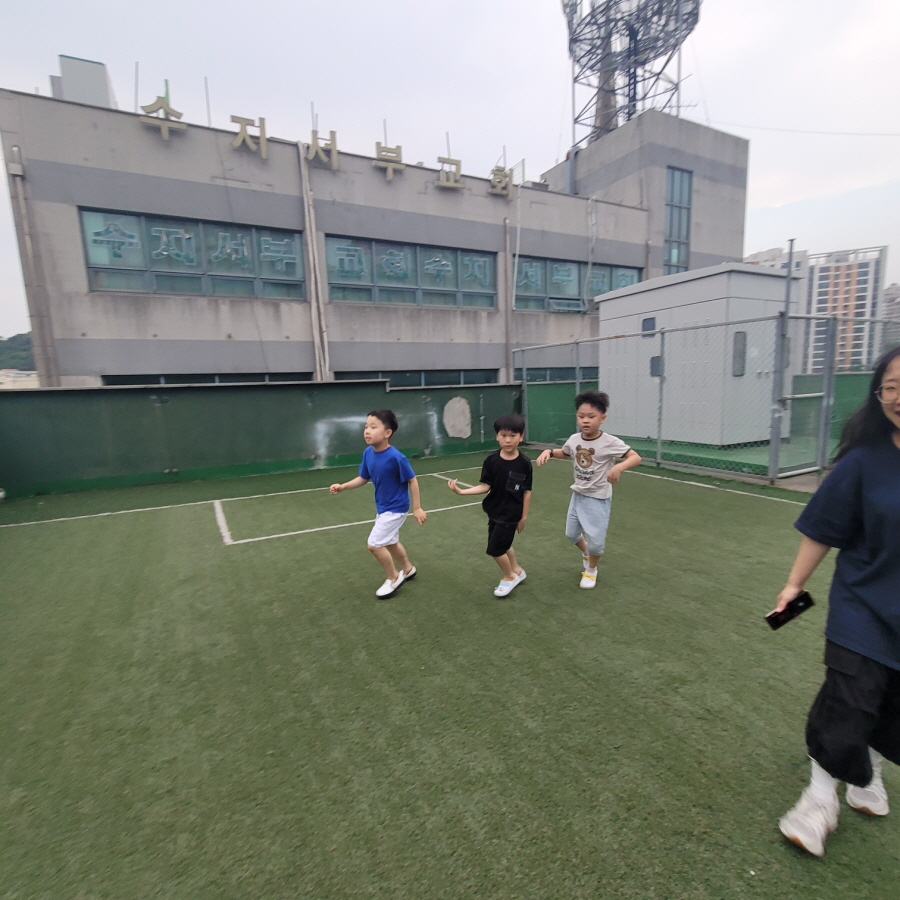 1949055918_r4JXMTOf_9a28e64cc64d01929e8bf250df4ecccfbc1666c9.jpg 이미지크게보기