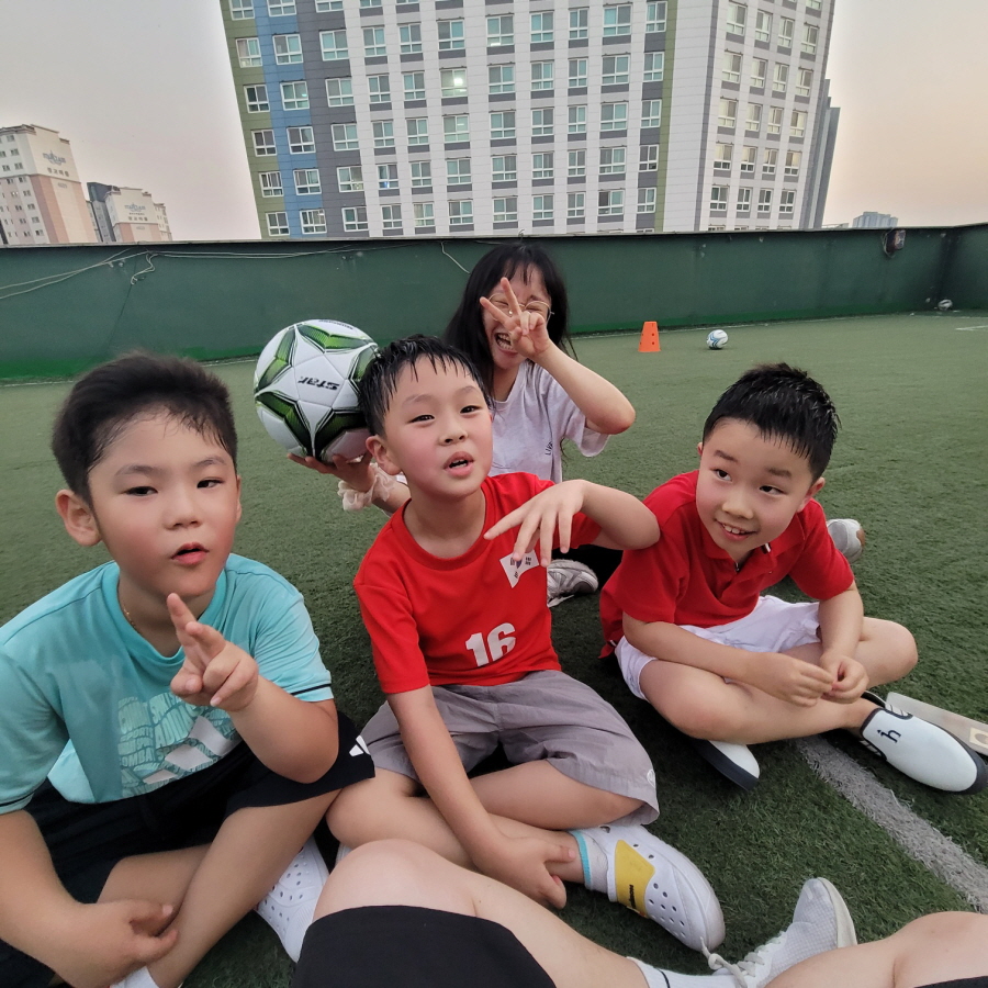 1949055918_s14UNDyb_626b721e5248267649f863a72de6078d07f35c75.jpg 이미지크게보기