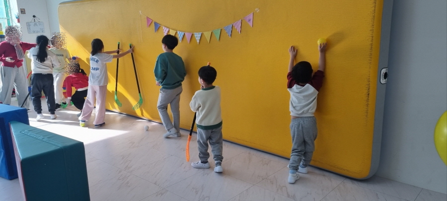 1949055918_whdyGRvP_9e5f8588b0cfa3d4b767dfd7c37a7d315bc563b7.jpg 이미지크게보기