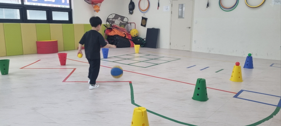 /user/t/tuntun/editor/2510/d1ef3f301df21e57849c7d3d2be42691_1760851358_0329.jpg 이미지크게보기