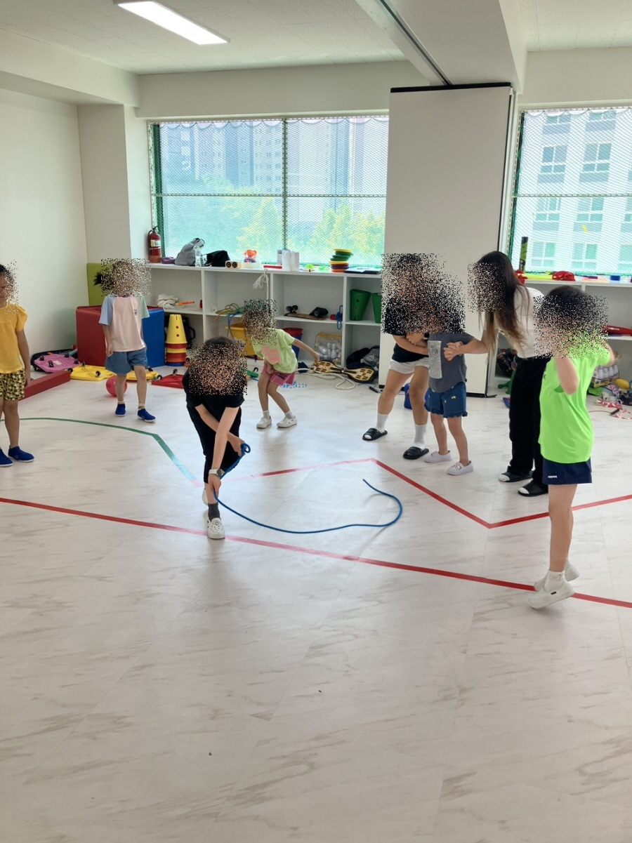 /user/t/tuntun/editor/2510/d1ef3f301df21e57849c7d3d2be42691_1760851650_3005.jpg 이미지크게보기